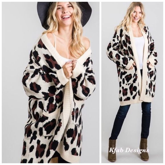 GeeGee Luxe Leopard Print Front Pocket Cardigan Sweater Size Medium Brand New - Picture 4 of 7